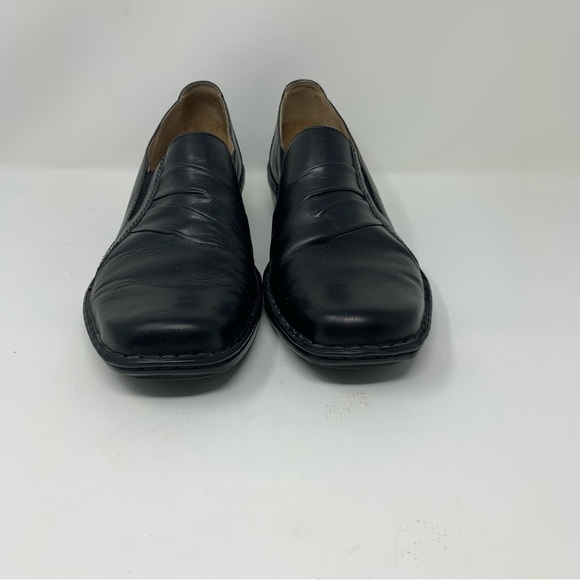 Clark’s Artisan Black Leather Square Toe Flats 9.5M - Picture 3 of 8